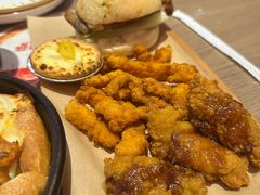 -必胜客(上海华谊新所店)