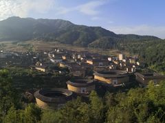 -初溪土楼群