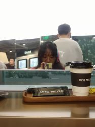 -变画·发型STUDIO