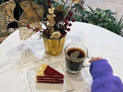 红丝绒蛋糕-1/4 ONE QUARTER COFFEE LAB(朝阳大悦城店)