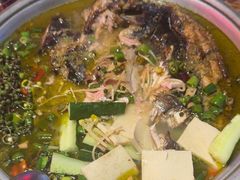 -令狐冲·炭烤活鱼(宝龙店)