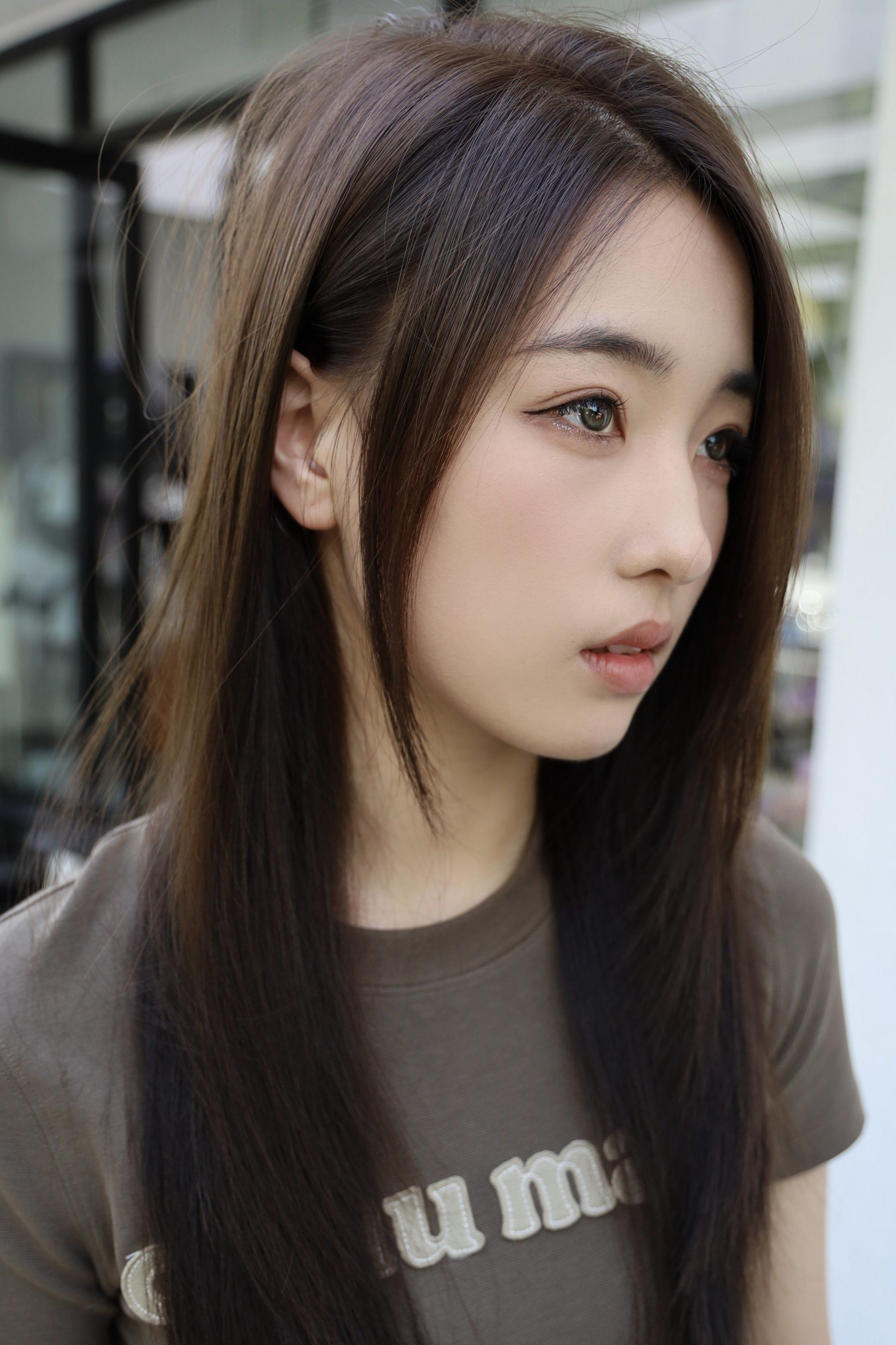 中分直发的简约韵味,懂你的发型师