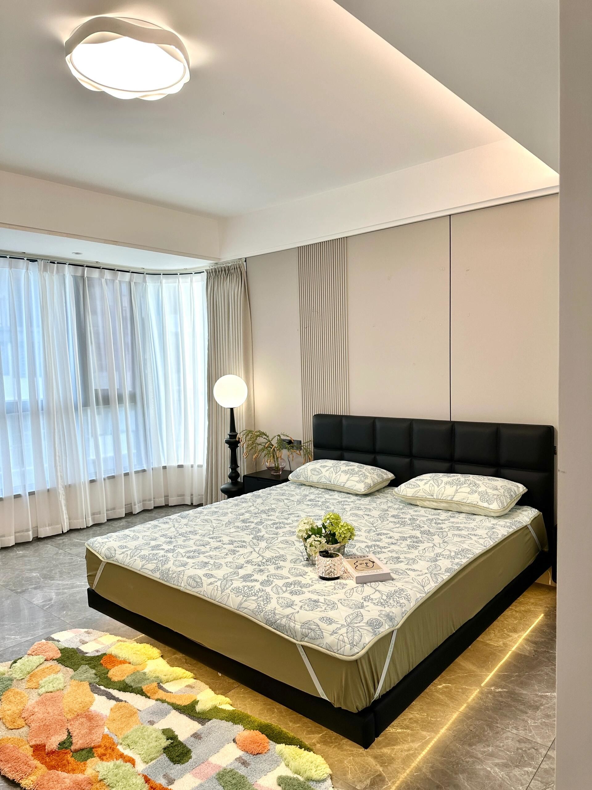 现代风卧室布置,做对这三样就够啦7815