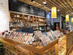 -猫的天空之城概念书店(印象城购物中心店)