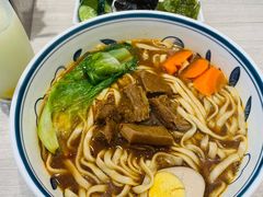 -康师傅私房牛肉面(马泉营奥莱店)