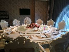 -锦龙国际酒店(天津奥体中心华苑地铁站店)