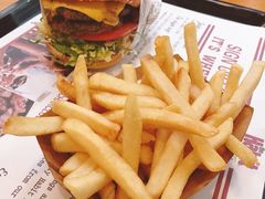 -The Habit Burger Grill 哈比特汉堡(复兴soho店)