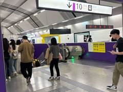 -红土地(地铁站)