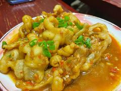 蒜香鸡脚-浩海火烧云傣家菜(京广店)