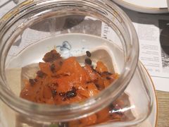 老干妈烟熏三文鱼-小大董·烤鸭(凤凰汇店)