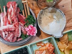 -红沃烤肉(家乐福2部店)