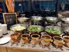 自助调料区-龙之梦万丽酒店青餐厅