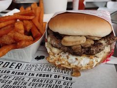 -FATBURGER 特富客汉堡(外交公寓店)