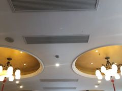 大堂-新疆杭州疗养院·富春山庄