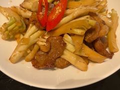 花椰菜酸炒鸭胸肉-闽和南(深圳万象城店)