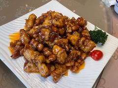 宫保鸡丁-金牌餐厅·天津菜·八珍豆腐·老爆三(瓷房子店)