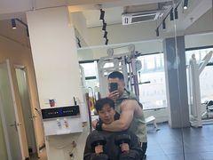 -GYMPLUS私教健身会馆(大悦城店)
