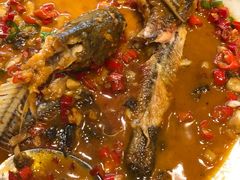 红烧黄丫头-忆江南·临江鱼馆