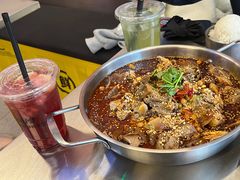 -蓉三少冒烤鸭·四川小吃集(北京首店)