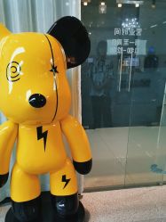 -88潮牌造型烫发·染发