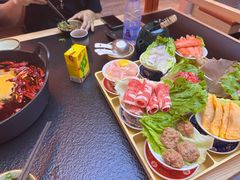 -绣园苏式火锅·开创者·腌笃鲜(大洋百货店)