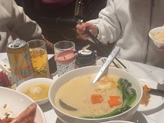 -醉辉皇上海之巅(上海中心大厦店)