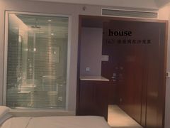 -上海龙之梦万丽酒店