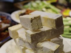 -闯关东东北农家菜(崂山石老人店)