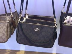 -COACH蔻驰(百联奥特莱斯广场店)