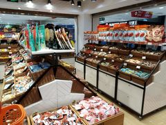 -来伊份1038(新村路三店)