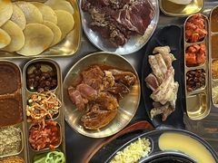 -胡悦里韩式烤肉(芝罘万达广场店)