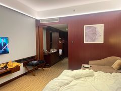 -世鸿大酒店(宁德站店)