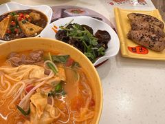 -谭仔米线(皇庭广场店)