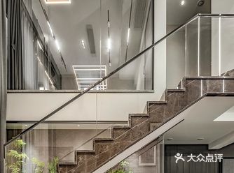 书房撇弃过去的厚重与传统