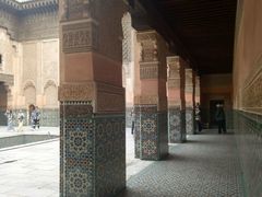 -阿里·本·优素福神学院