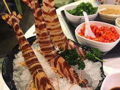 -鲜入围煮花胶鸡海鲜火锅