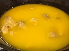 -鲜入围煮花胶鸡海鲜火锅