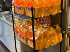 -Caidie Bakery采蝶轩(百越店)