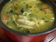 -周鱼小馆石锅酸菜鱼(活力汇店)