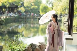 -梦回汉唐汉服旗袍体验馆(拙政园店)