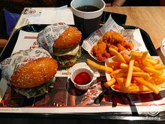 -The Habit Burger Grill 哈比特汉堡(复兴soho店)