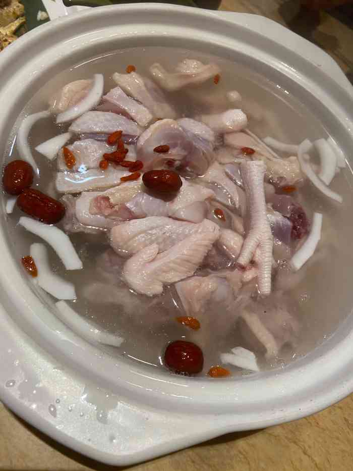 龙泉人椰子鸡(三亚旗舰店)-"食 三亚|龙泉人椰子鸡 6/20 "椰子.