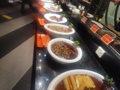 -四海一家自助餐(益田假日广场店)