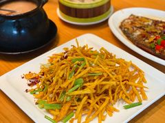 -莲餐厅·湖北菜·潜江小龙虾店(愚园路店)