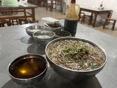 -正宗杨记普洱酸醋米线(总店)