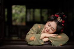-一揽芳华汉服旗袍体验馆(拙政园店)