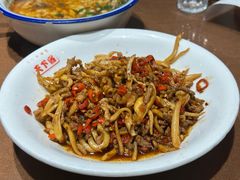 鱿鱼肉丝-天下客饭店(中山路店)