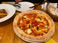 玛格丽塔基本披萨-La Tavernetta(Bar à Vin)(乌鲁木齐路店)