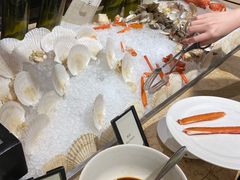 -大中华希尔顿酒店-念自助餐·嗨啤·小龙虾