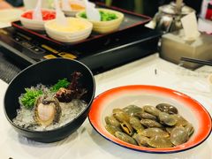 -鲜入围煮花胶鸡海鲜火锅